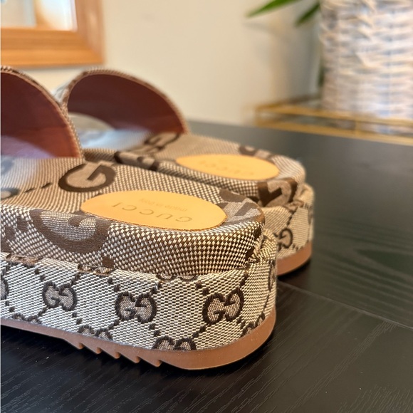 Gucci Women’s Platform Slide Maxi GG NWOT’s - Picture 3 of 8